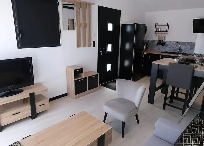 Anubis بيت للعطل سا يْليرْ دو ري